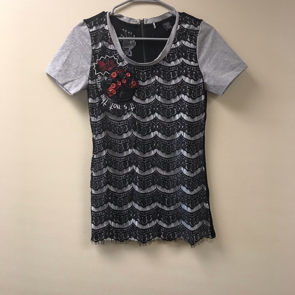 Desigual short sleeve top size small